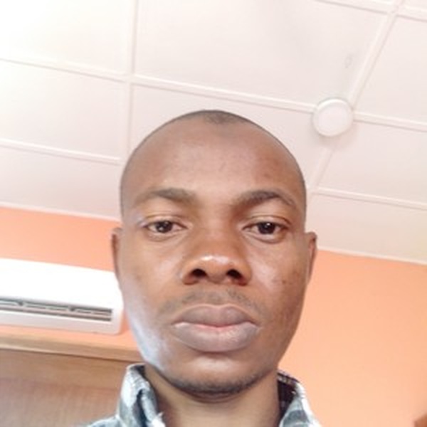 Tajudeen - English tutor - Abuja municipal