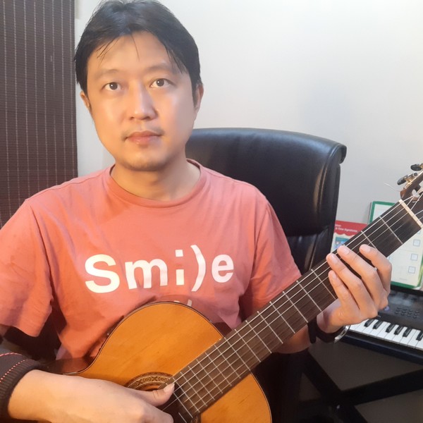 Chen Chuan - Prof guitar - Shah Alam