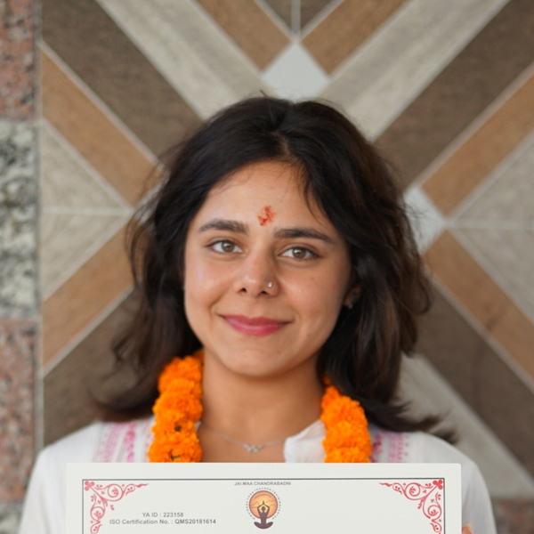 Drashti - Prof de yoga - Meudon