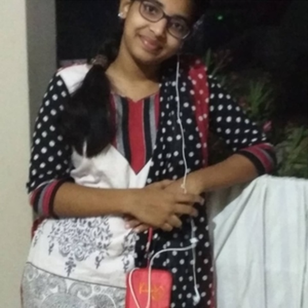 Syamala Dontasetti - History tutor - Razam