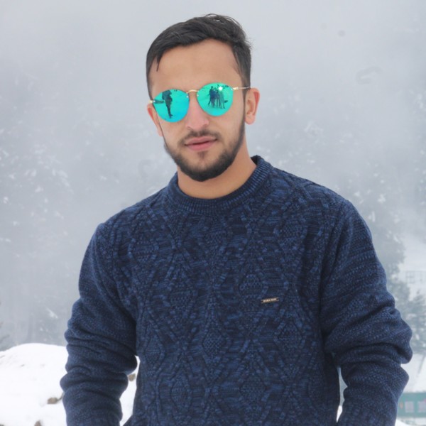 SHAVAIZ - Maths tutor - Srinagar