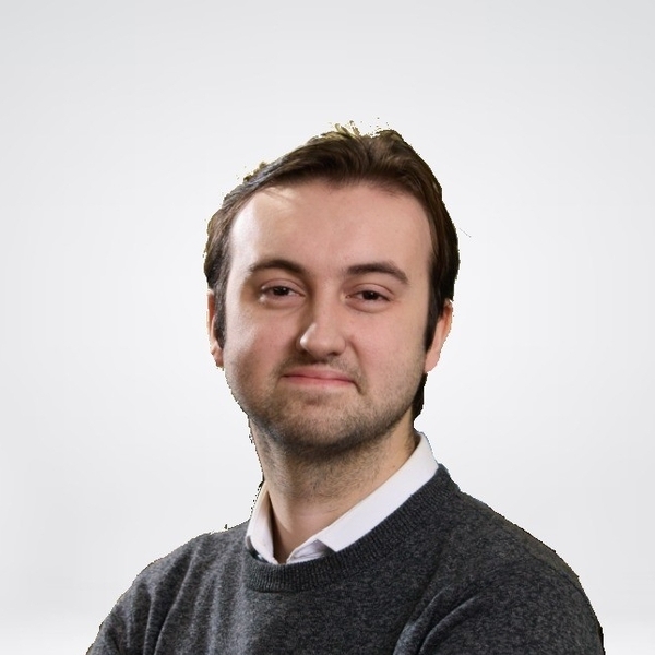 Lewis - Economics tutor - London