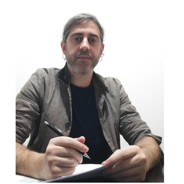 Vítor - Prof de desenho técnico - Porto