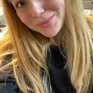 Anzhelika - Italian teacher  - London