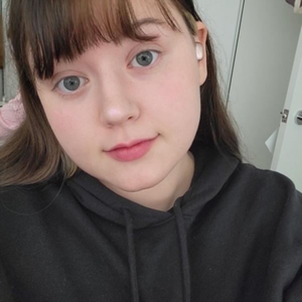 Mikayla J - ESOL tutor - Toronto
