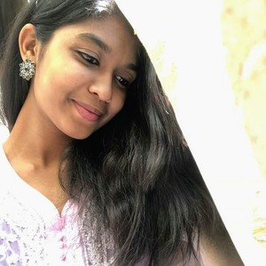 Anushka - Physics tutor - Bengaluru