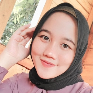 Sitie Ayu - Guru ekonomi - Kecamatan Gunungpuyuh