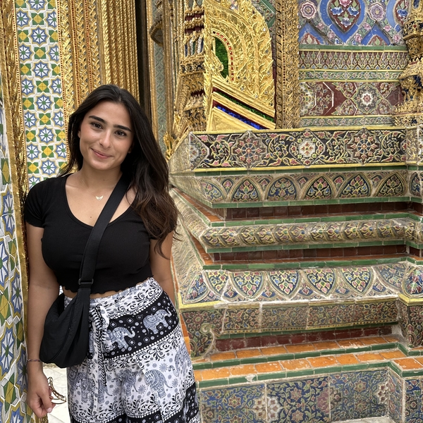 Lea - Prof de maths - Villiers-sur-Marne