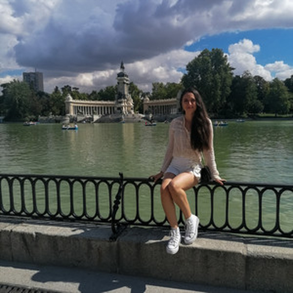 Laura - Profe de apoyo escolar - Valladolid