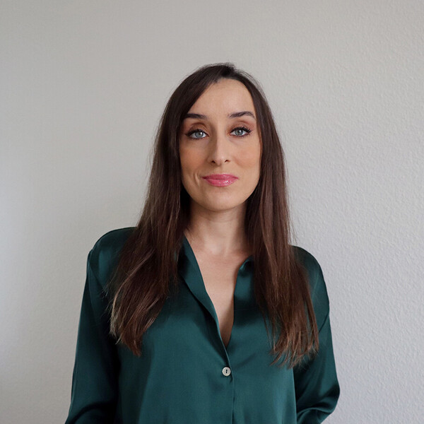 Sofia - Prof de facebook - Genève