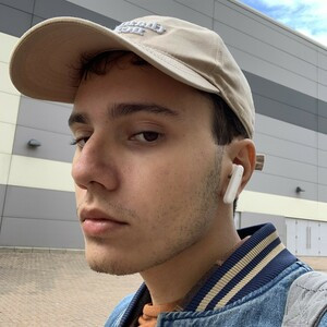 Yassine - French tutor - Ottawa