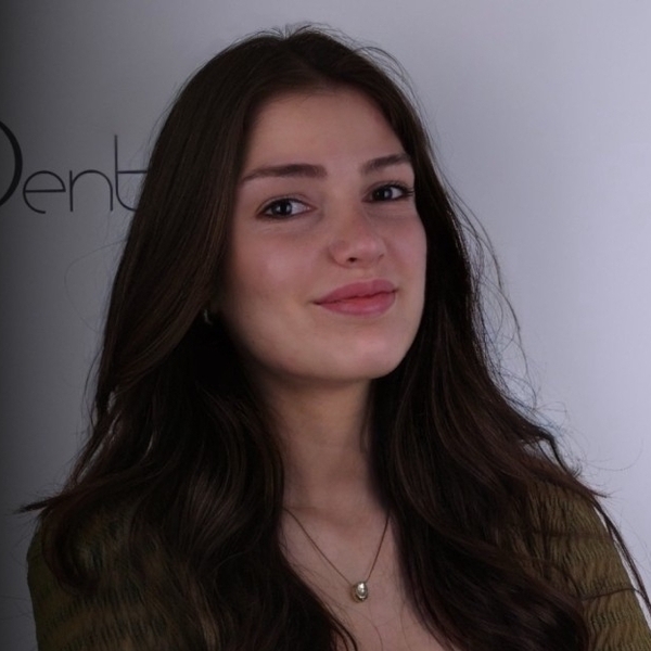 Duygu - İngilizce aksan öğretmeni - 