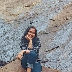 Aparna - Biology tutor - 