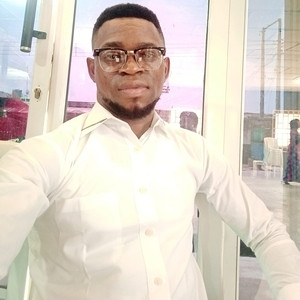 Ekwueme Emmanuel - Maths tutor - Aluu