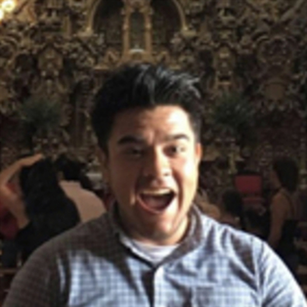 Mike - Profesor de química - CDMX