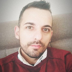Nikola - Profe de inglés - Armilla