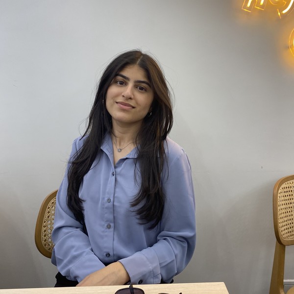 Noor - Prof de français - Suresnes