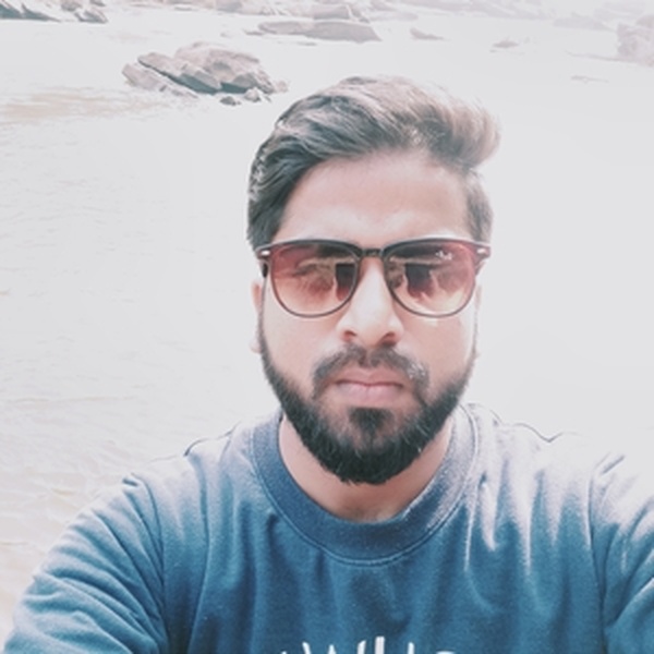 Vikram - History teacher - New Delhi