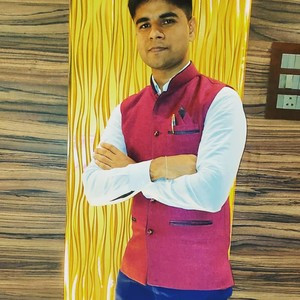 Shubham - Maths tutor - Sultanpur