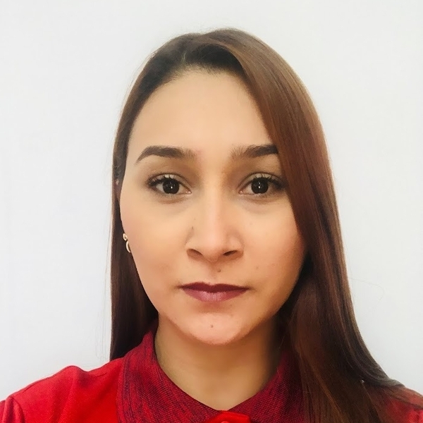 Yuli - Profesor de lenguaje y comunicación - Medellín