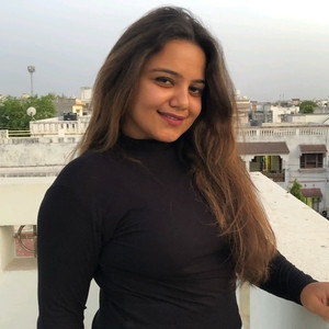 Dimple karamchandani - Dance teacher - Mehsana