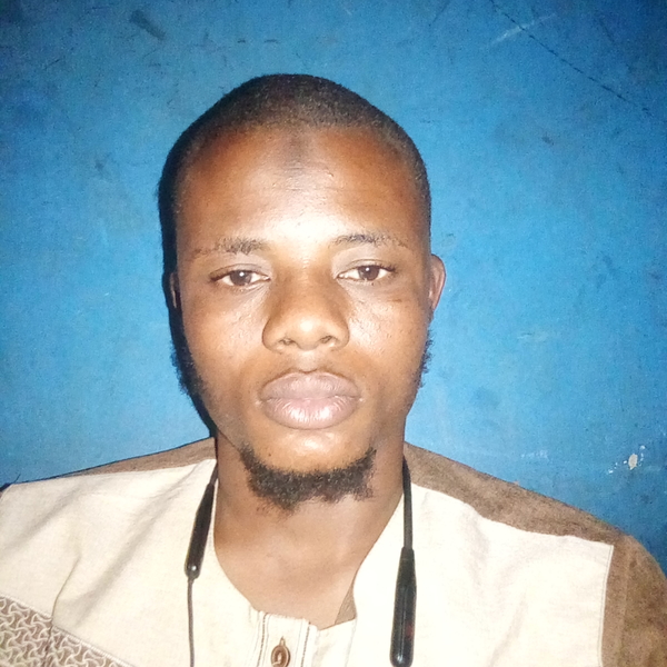 Yuunus - Economics tutor - Sokoto