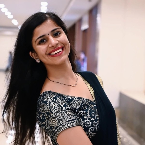 Isha - English teacher - Chandigarh