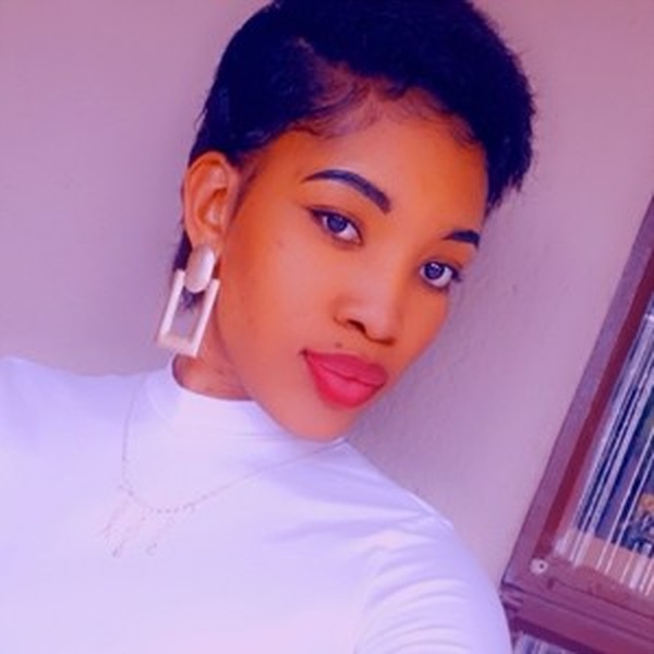 Danisile - English tutor - Mbombela
