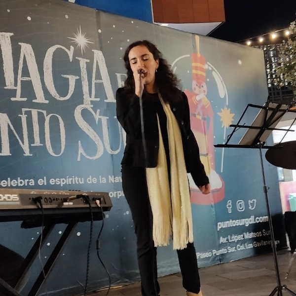 Michelle - Prof singing - San Antonio