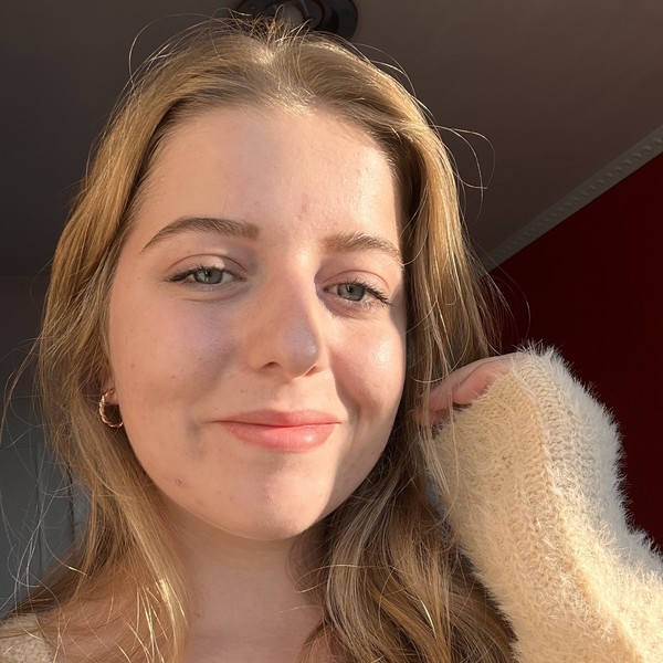 Lola - Prof de maths - Caluire-et-Cuire