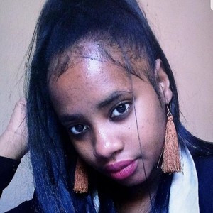 Zynabo - English tutor - Mbombela