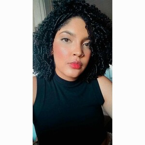 Ana Cláudia - Prof de explicações - Teofilândia