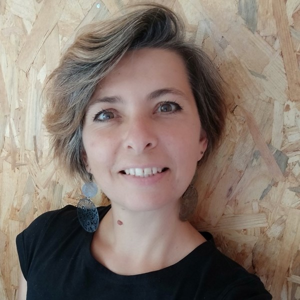 Gwenola - Coach en séduction - Lit-et-Mixe