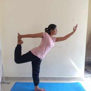Janani - Yoga instructor - 
