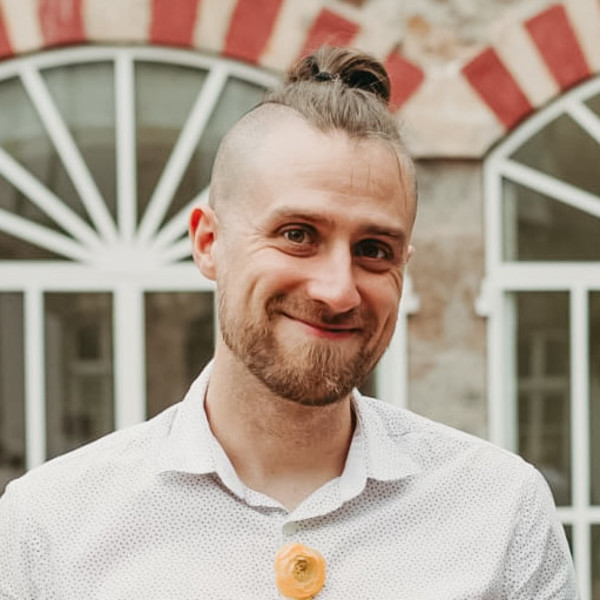 Anthony - Prof de français - Pont-Évêque