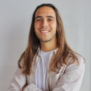 Miguel - Prof de biologia - Lisboa