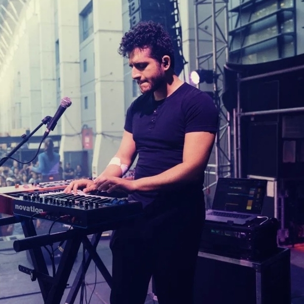 Sami - Prof de piano - Mézy-sur-Seine