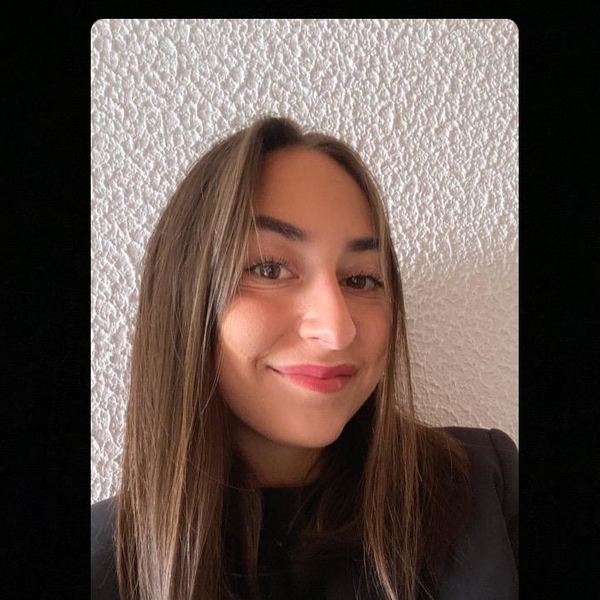 Sibel - Prof de droit - Nancy