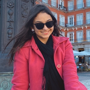 Nathália - Prof de direito civil - Erechim