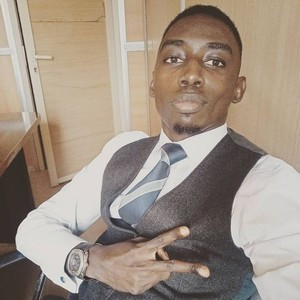 Nandom - English tutor - Abuja
