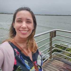 Cyntya - Prof de explicações - 