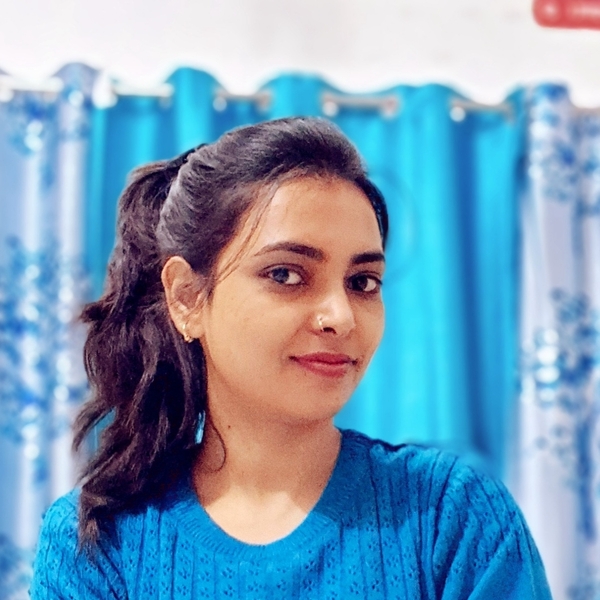 Dr• Deeksha - Yoga instructor - Delhi