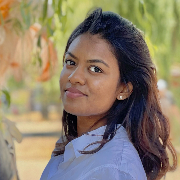 Nishalini - Underviser i engelsk - Middelfart