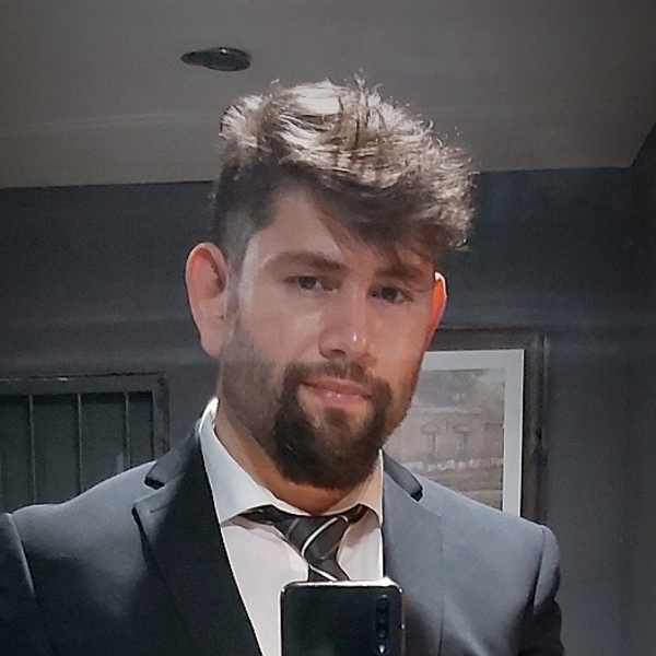 Daniel - Profe de otras ciencias - Buenos Aires