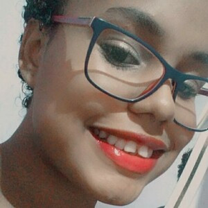 Larissa - Prof de explicações - 