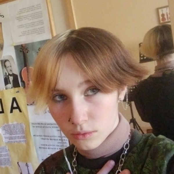 Nadia - nauczyciela gry na wiolonczeli - Gdańsk