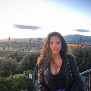 Carla - Insegnante di ripetizioni - Roccalumera