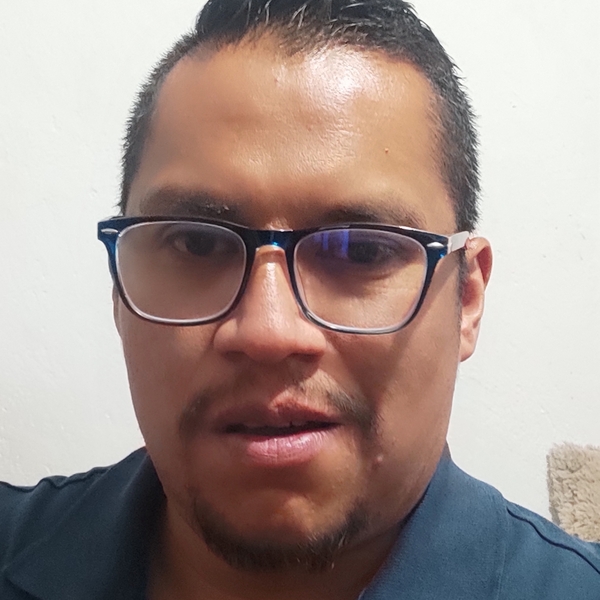 Mauricio - Profesor de biología - CDMX