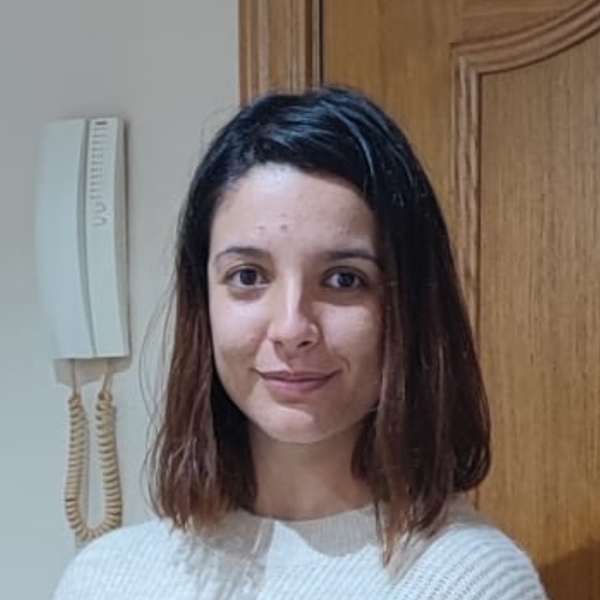 LUCÍA - Profe de ayuda con los deberes - Mondoñedo