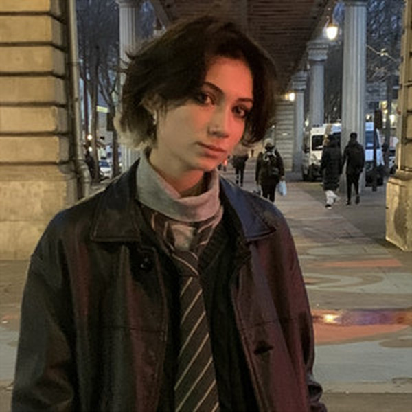 Vladi - Prof de français - Paris